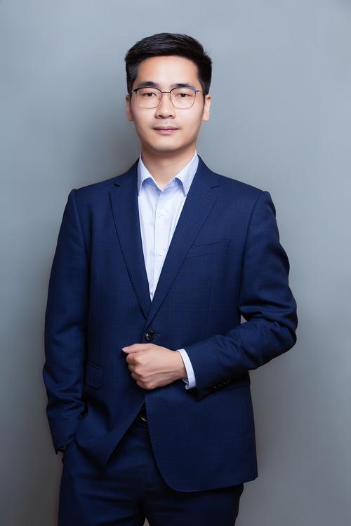 且华威 现场执行负责人
